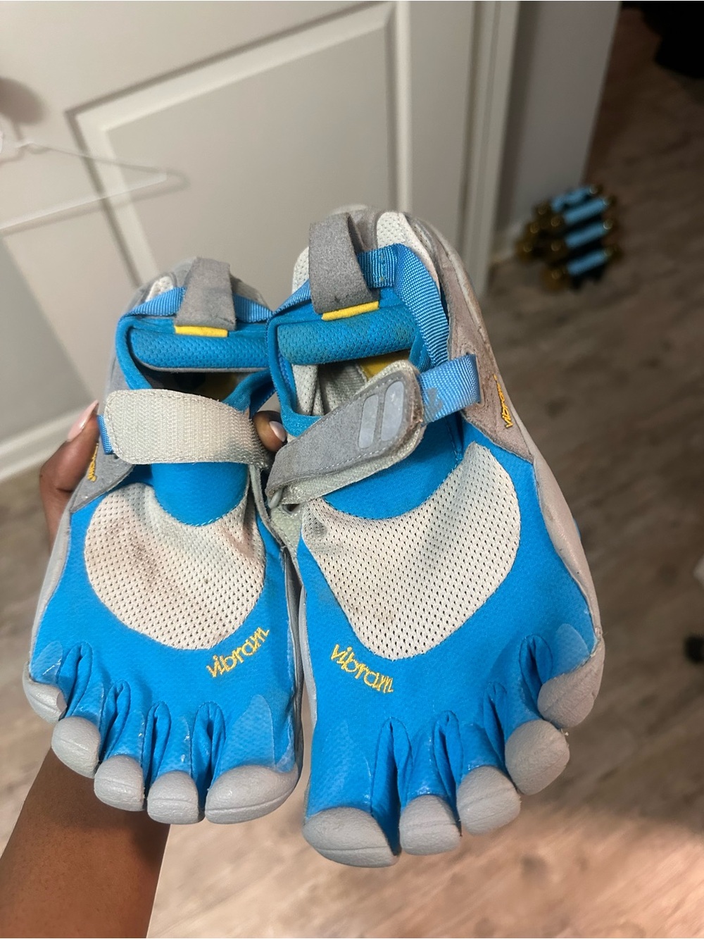 Vibram  FiveFingers Blue and Gray Toe Shoes